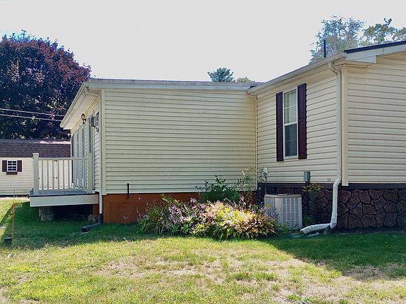 5th image of 31 Edward Ln