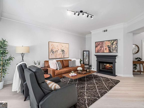 3rd image of 850 Piedmont Ave NE Unit 3318