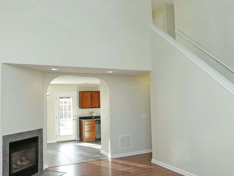 1st image of 200 Black Water Ln