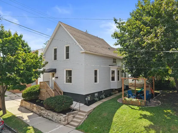 915 E Homer STREET, Milwaukee, WI 53207