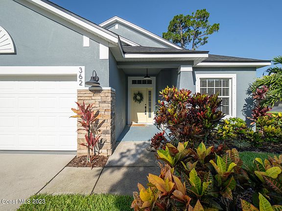 2nd image of 362 Waterside Cir