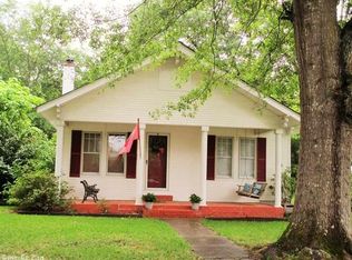 107 S Munn St, Warren, AR 71671