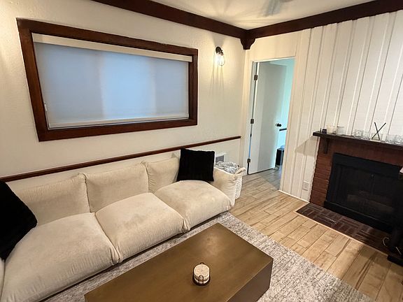 2nd image of 20 19th Ave APT 1