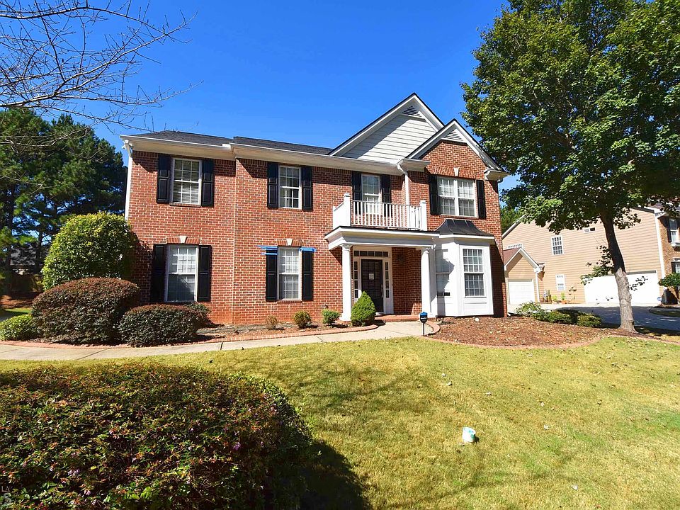 1st image of 102 Village Green Cir
