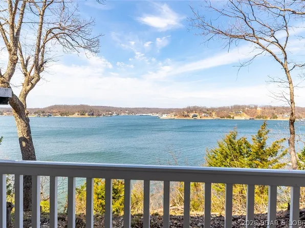 56 Copper Ridge Dr #1E, Lake Ozark, MO 65049