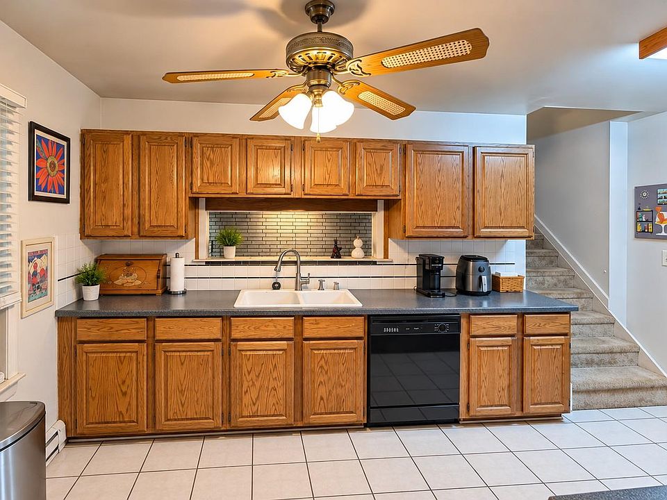 3262 Rockhaven Ave, photo 4