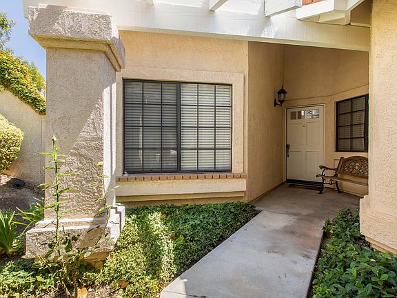 3rd image of 29040 Marilyn Dr #49