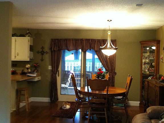 5th image of 229 Dogwood Cir NW