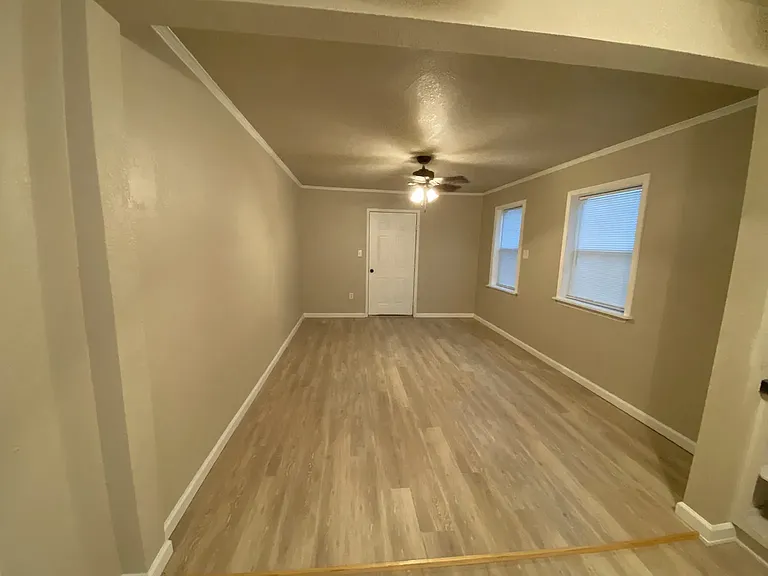 4307 Valview Dr — Photo 3