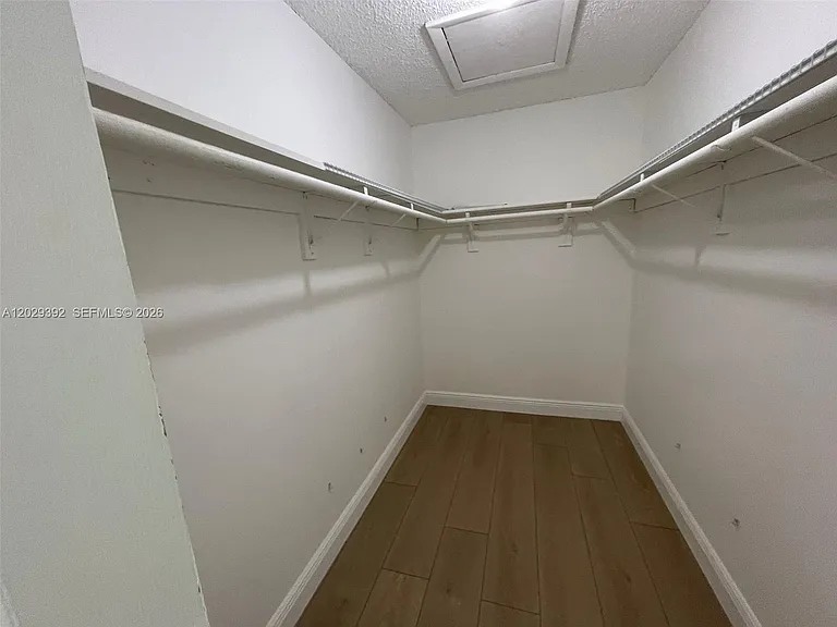 1727 SW 136th Pl — Photo 12