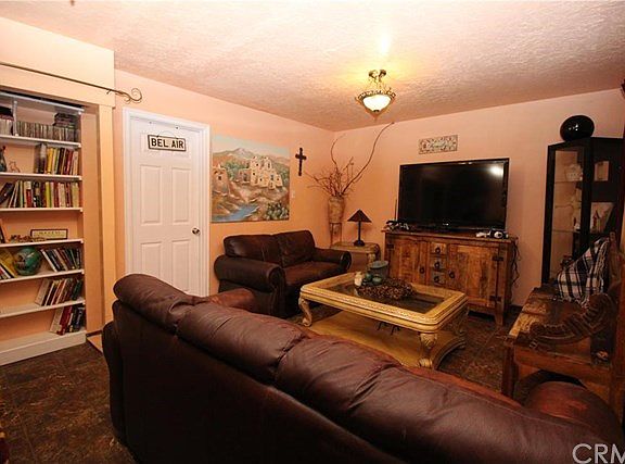 5th image of 18102 Ermanita Ave