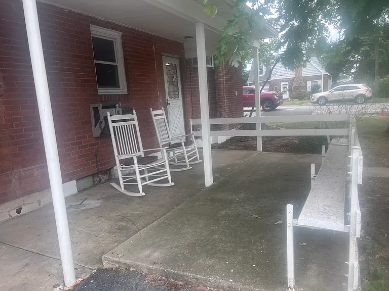 5000 Locust Ln — Photo 7