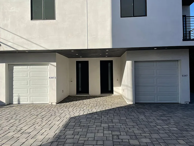 6347 Farmdale Ave — Photo 34