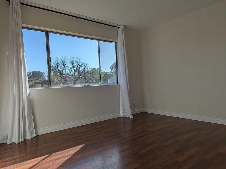 Bedroom 1 - Large Window