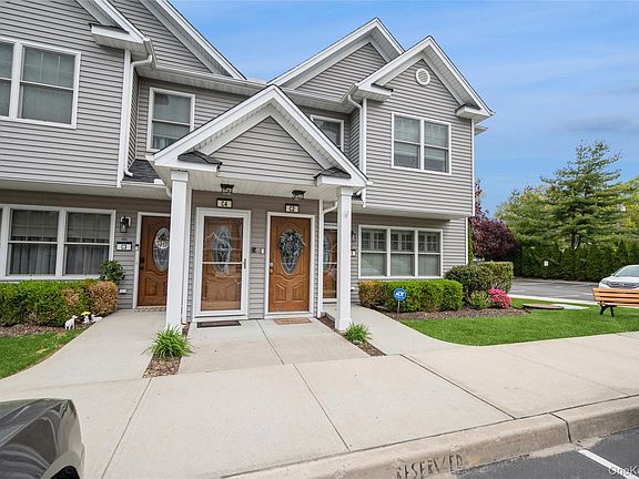 2nd image of 608 Carman Avenue #C2