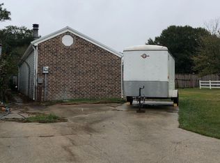 109 Vermilion Ln, Maurice, LA 70555