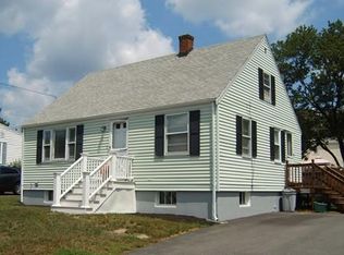 15 Roosevelt Rd, Holbrook, MA 02343