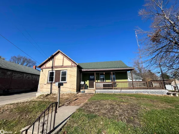 1502 Mount Pleasant St, Burlington, IA 52601