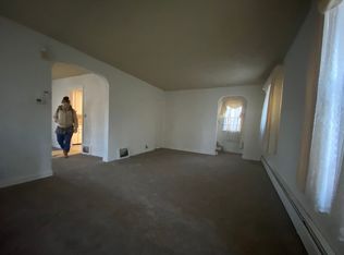 364 E Baltimore Blvd, Flint, MI 48505