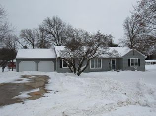 114 Park Blvd, Monticello, IA 52310