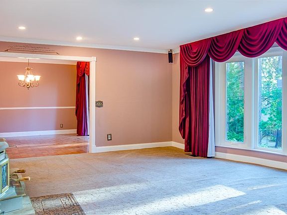 5th image of 2461 Stephanie Dr #121/8