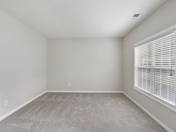 4th image of 3362 Sandwedge Ct