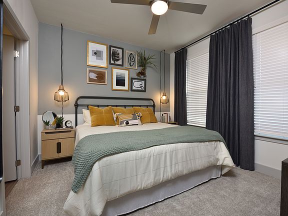4th image of 698 Basilica Bay Dr #8207