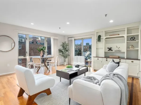 350 North St #400, Boston, MA 02113