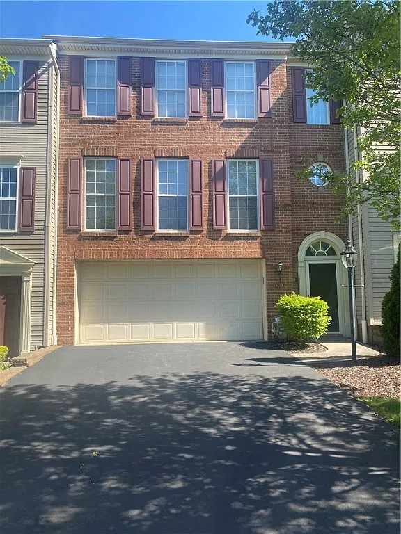 1307 Michael Dr photo 1