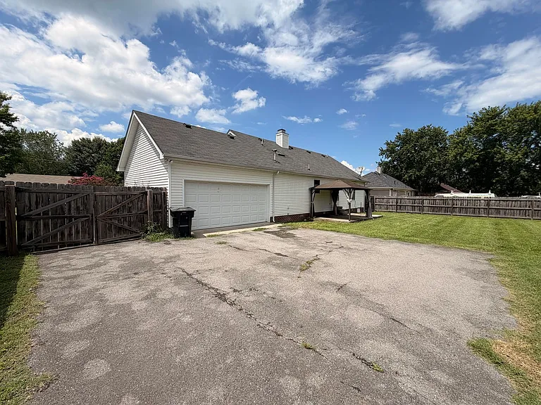 1819 Turnstone Ct — Photo 24