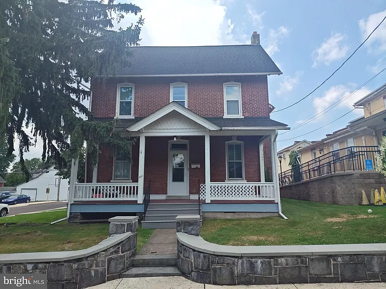 602 Arch St #B — Photo 1