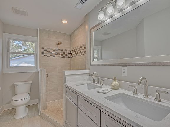 2nd image of 5138 Pittman St