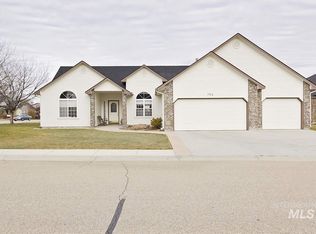 752 Bitterroot Ct, Nampa, ID 83686