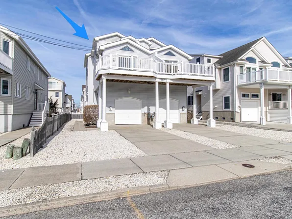 267 35th St #W, Avalon, NJ 08202