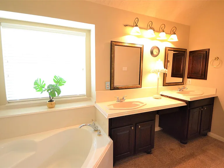 1514 Coyote Hills Ln — Photo 23