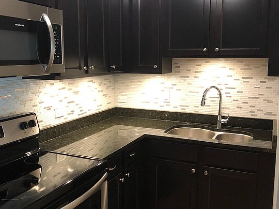4th image of 5125 Blodgett Ave APT 412