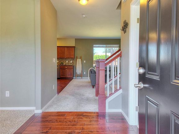 5th image of 1124 N Newton St