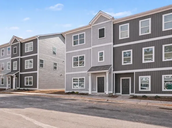 726 Orchard Vista Cir, Raleigh, NC 27606