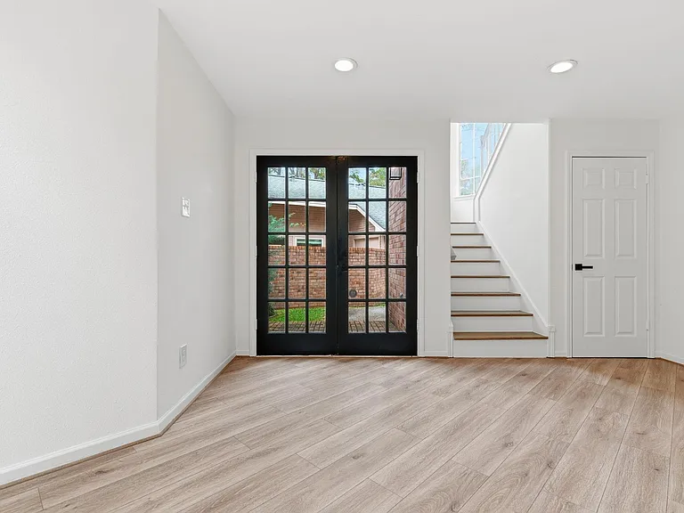 23 Cedar Chase Pl — Photo 5