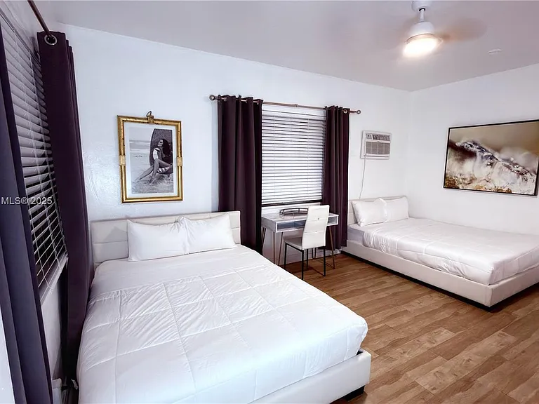 545 Michigan Ave #2 — Photo 10