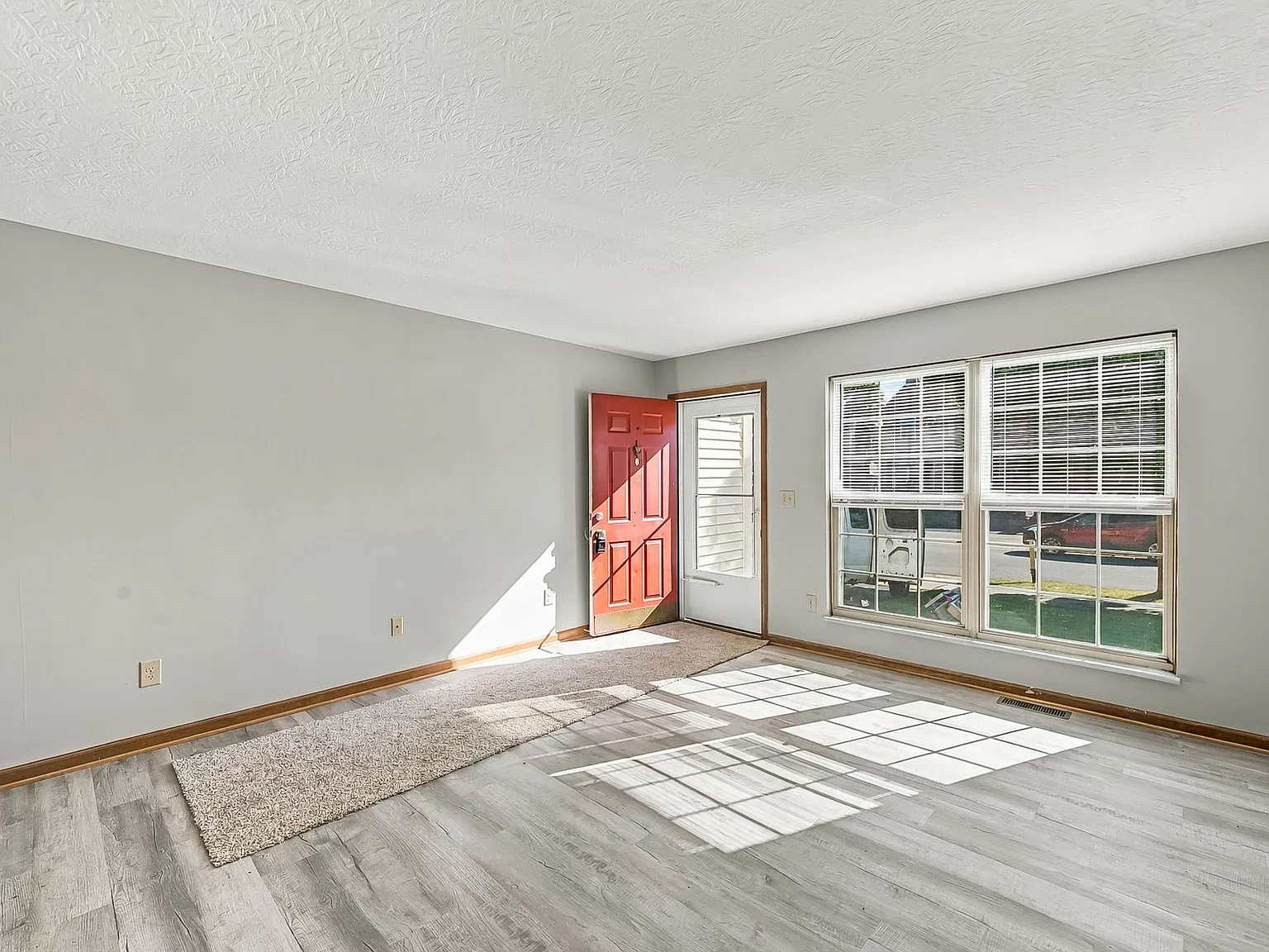 242 Richards Dr - 1 — Photo 4