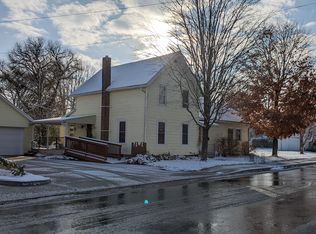 108 State St, Middlebury, IN 46540