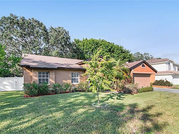 2nd image of 10318 Ashley Oaks Dr