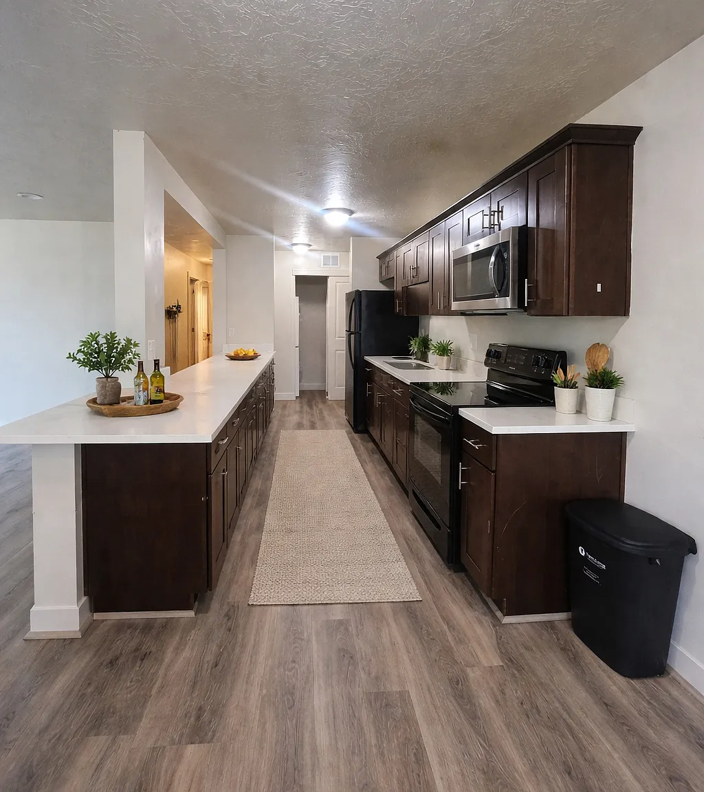 Harrison Pointe Apartments — Photo 1