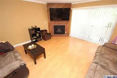 2 bed, 1476 sqft, $2,695 — Photo 3