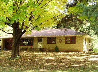 W221N8384 Plainview Pkwy, Lisbon, WI 53089