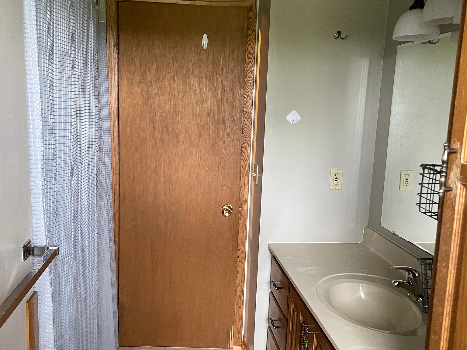3 bed, 1500 sqft, $2,400 — Photo 4