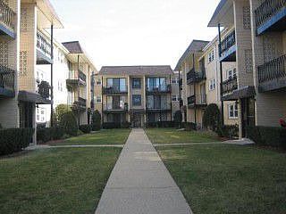 1st image of 6553 N Harlem Ave APT 1W
