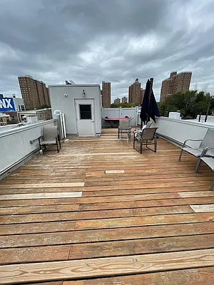 Rented by Bloom Real Estate Group | media 21