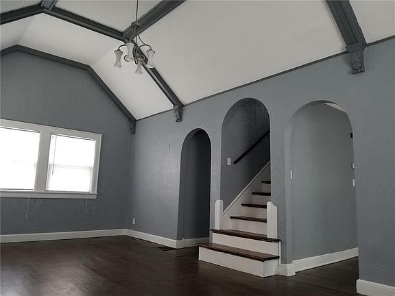 2nd image of 2604 Lawndale Ave
